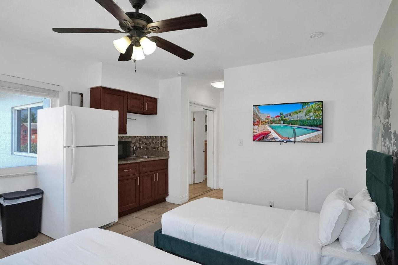 Coast Studio Free Parking Pool Near Beach Appartement Dania Beach Buitenkant foto